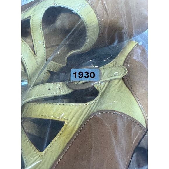 JOHN FLUEVOG BELLEVUES heels size 7.5 - Picture 8 of 8